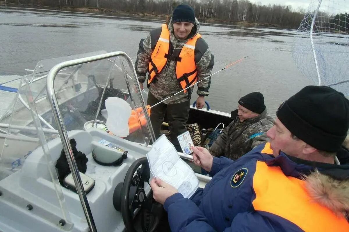 Рыбалка на волге марии эл. ГИМС Йошкар Ола. МЧС Марий Эл сотрудники. ГИМС Волжск Марий Эл. ГИМС Марий Эл.