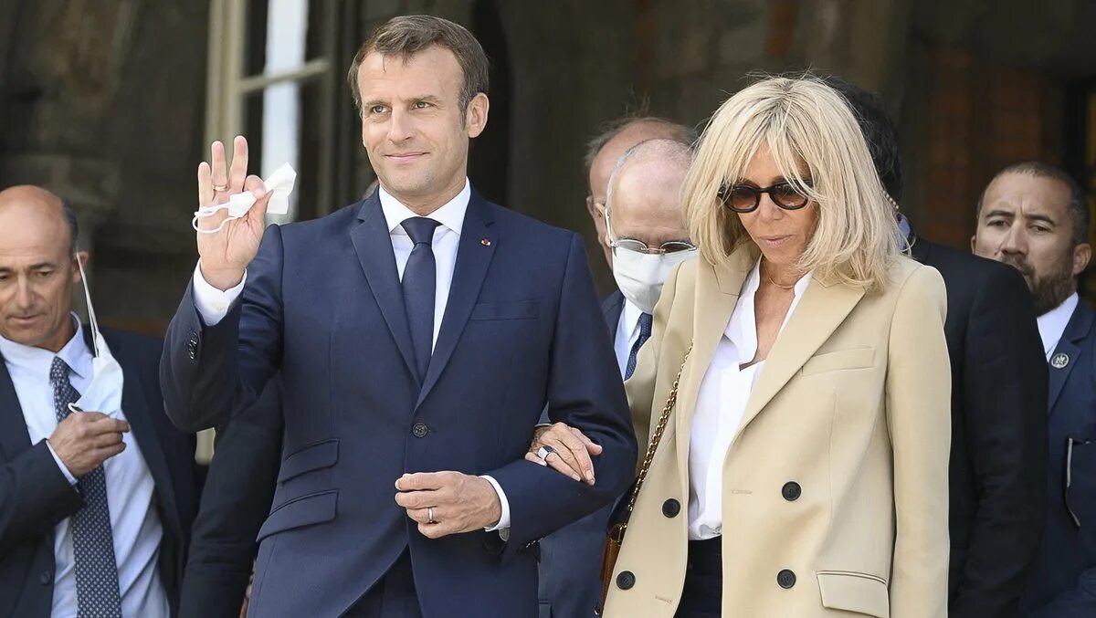 У президента франции есть дети. Бриджит Макрон. Бриджит Макрон 2021. Леди Франции Брижит Макрон. Жена президента Франции Брижит Макрон.