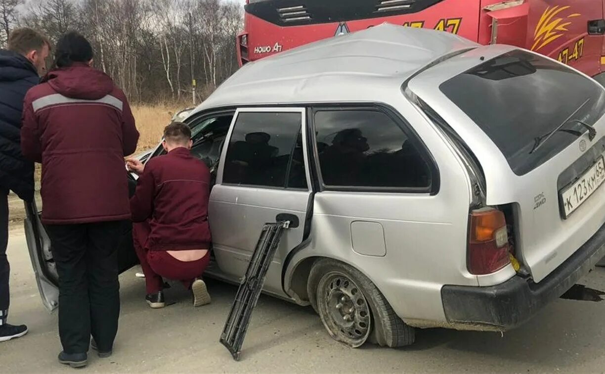 Происшествия южно сахалинск. ДТП Южно-Сахалинск сегодня. Авария в Южно Сахалинске сегодня. Авария на Южном переезде во Фролово.