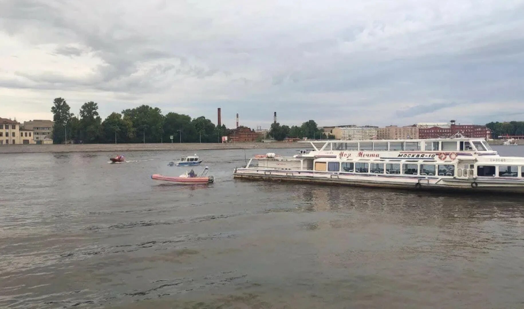 Т/х самсон спб. Теплоход на 70 человек. Теплоход - ресторан фицджеральд. Теплоход на 70 человек. Однопалубный теплоход «фицджеральд».