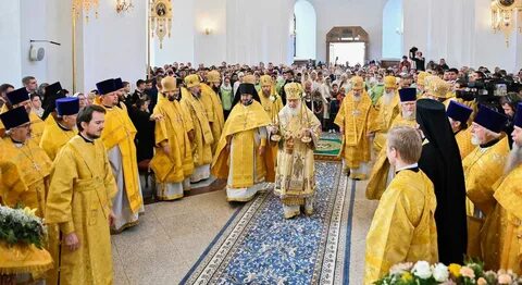 Богослужение монастырь