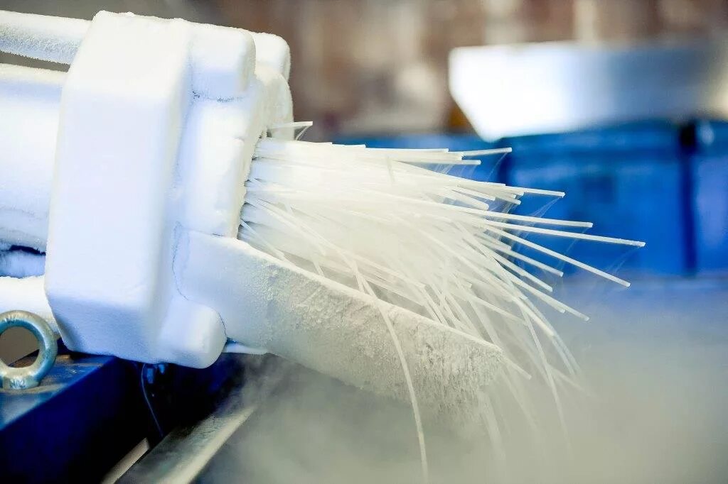 Аппарат для производство 20 кг сухого льда. Производство сухого льда. Машина для производства сухого льда. Аппараты для производства чешуйчатого льда. Производство льда оборудование.