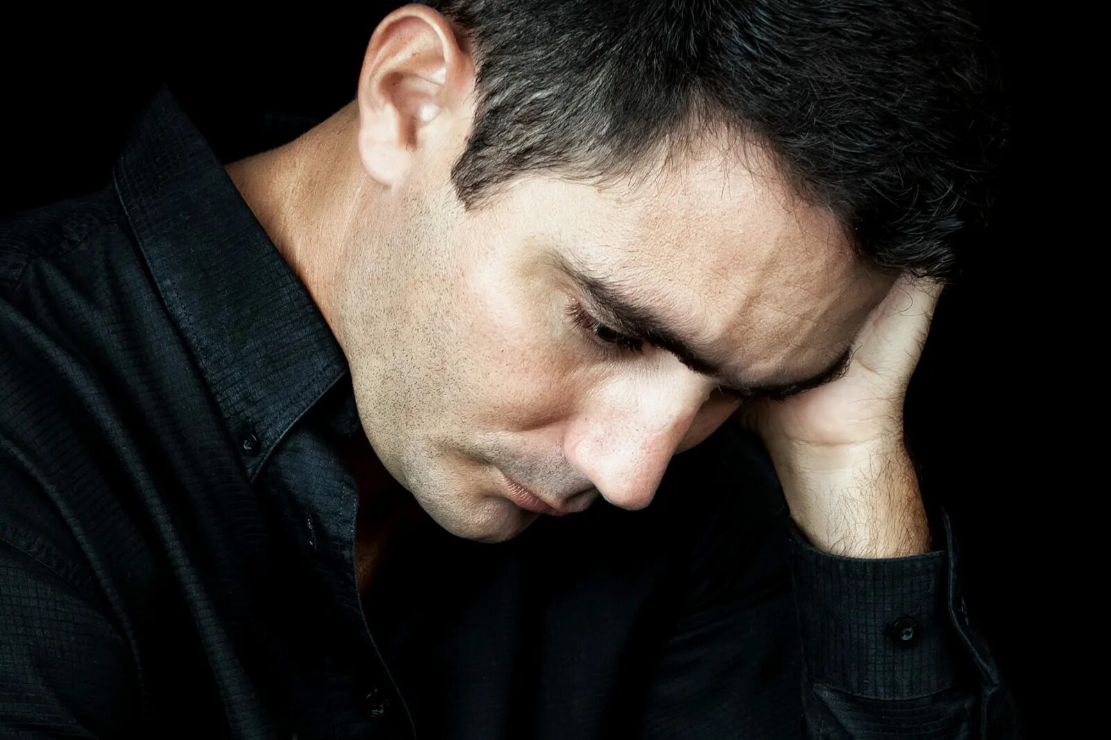 максимально грустно. грустно и больно. турецкого максимально грустно. турецкого максимально грустно. грустный русский парень.