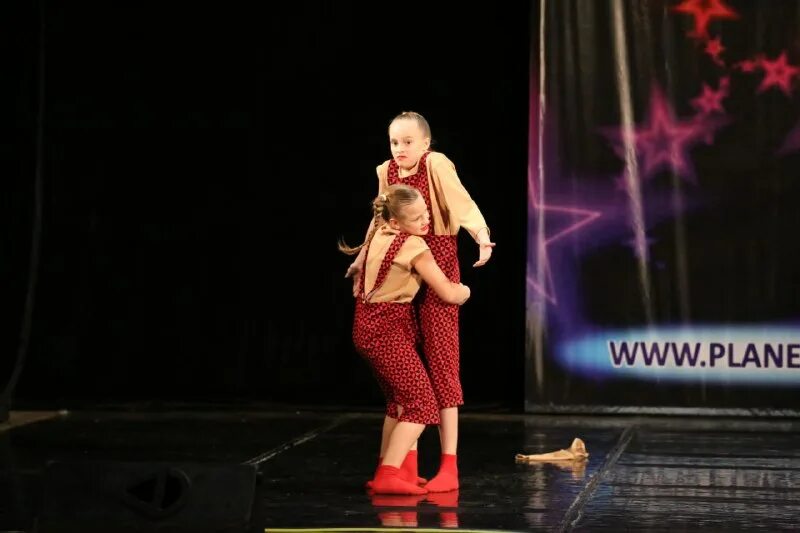 Выкрутасы фильм 2011. Выкрутасы судьбы малинка дзен. Выкрутасы судьбы малинка дзен. Выкрутасы судьбы малинка дзен. Выкрутасы судьбы малинка дзен.