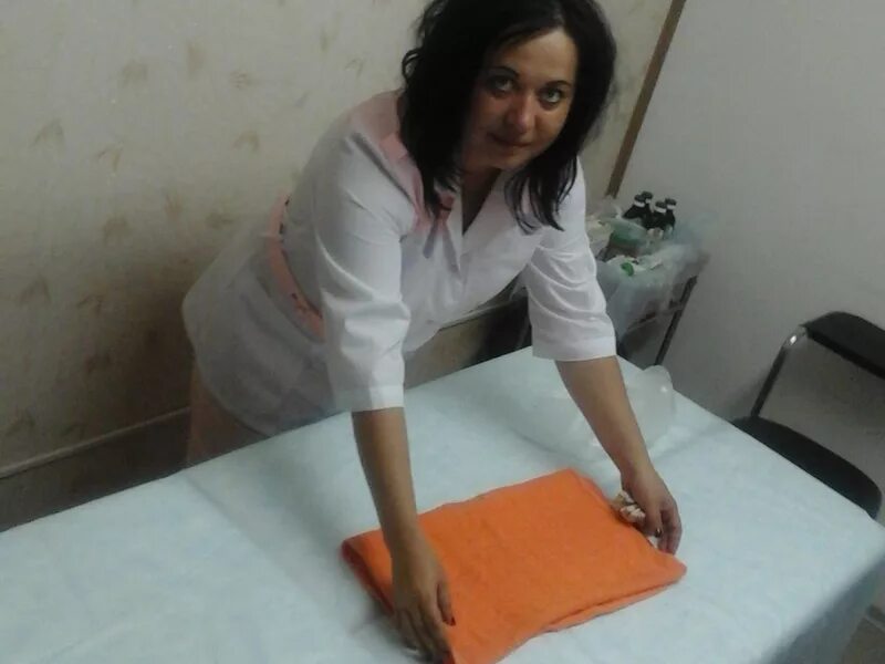 Красивая массажистка. Пермские массажистки. Массаж урологический для мужчин. Урологический массаж частное. Любовь массажистка.