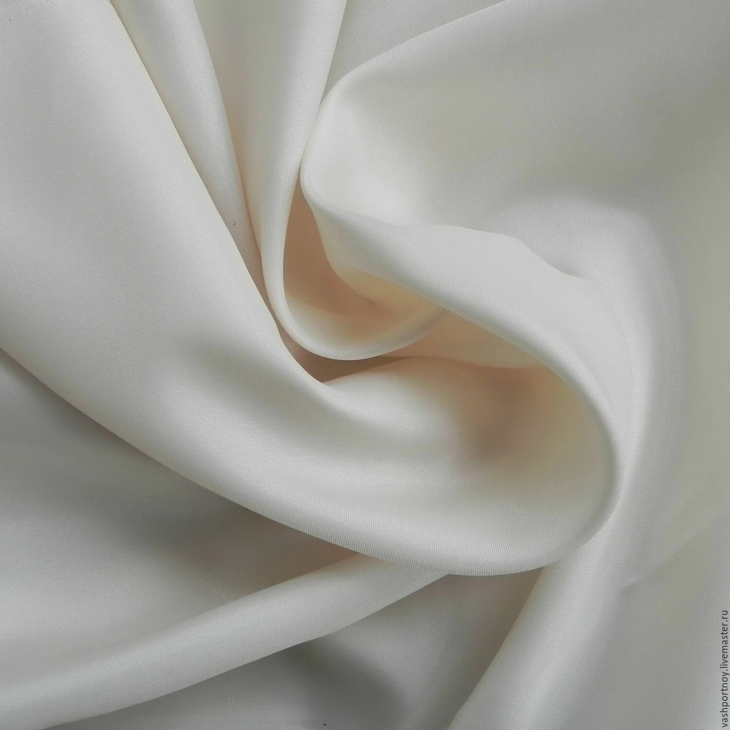 Подкладочная ткань белая. Подкладочная ткань молочный. Молочный цвет ткани. Подкладочный материал хлопок.