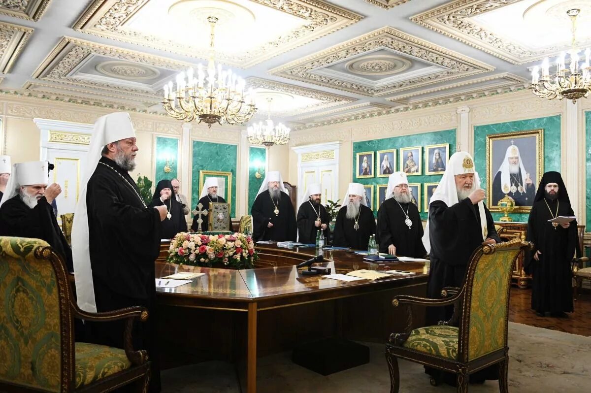 Священный Синод русской православной церкви. Заседание Синода РПЦ. Московская Патриархия русской православной церкви. Патриархия священный Синод
