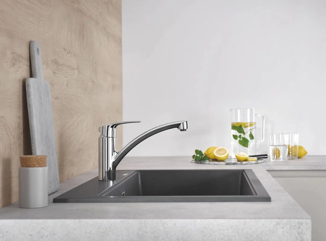 Grohe euro ceramic. 33281003 grohe. grohe eurosmart. grohe eurosmart для кухни. 33281003 eurosmart смеситель однорычажный для мойки, низкий излив, хром.
