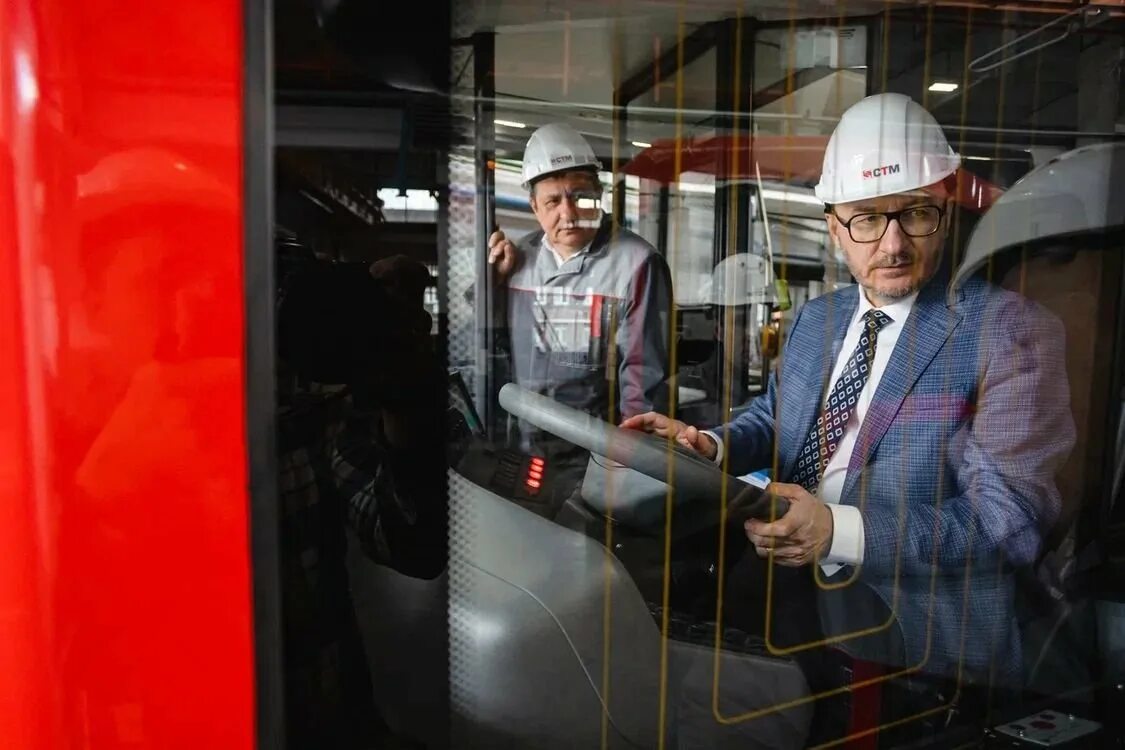 челябинском заводе городского электрического транспорта