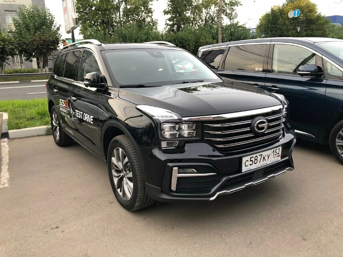 Gac gs8 vs. Gac gs8 в матовой пленке фото. на гак gs8 наклейка с днём победы. установка пороков на gac gs8 ii.