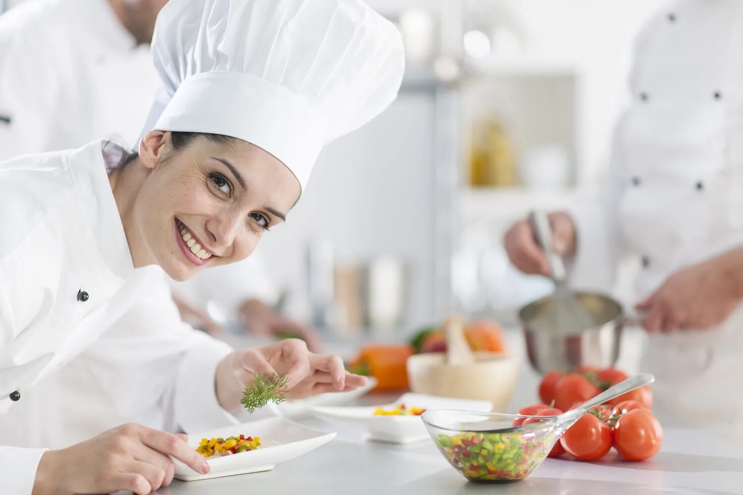 Cook day. Cook day. Кухня ресторана с поварами. Кулинарный фон. Приготовление еды.