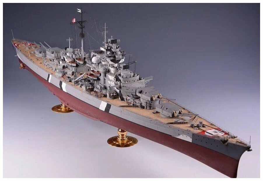 японский линкор ямато. линкор ямато модель. линкор ямато. сборная модель revell battleship scharnhorst (05136) 1:1200. Revell бисмарк 1/1200.