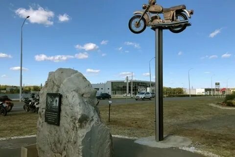 Погибшим мотоциклистам