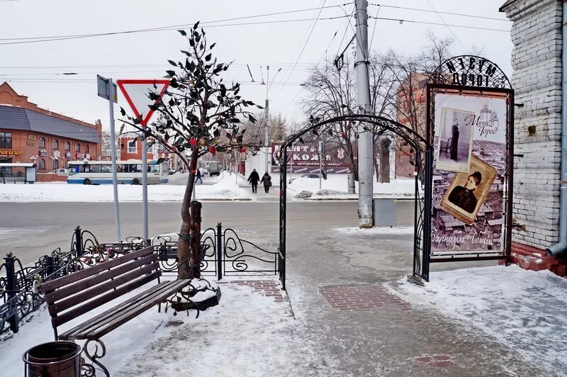 пешеходная улица мало-тобольская барнаул. общественные места барнаул. столица алтая барнаул. где погулять в барнауле. куда в барнауле можно.