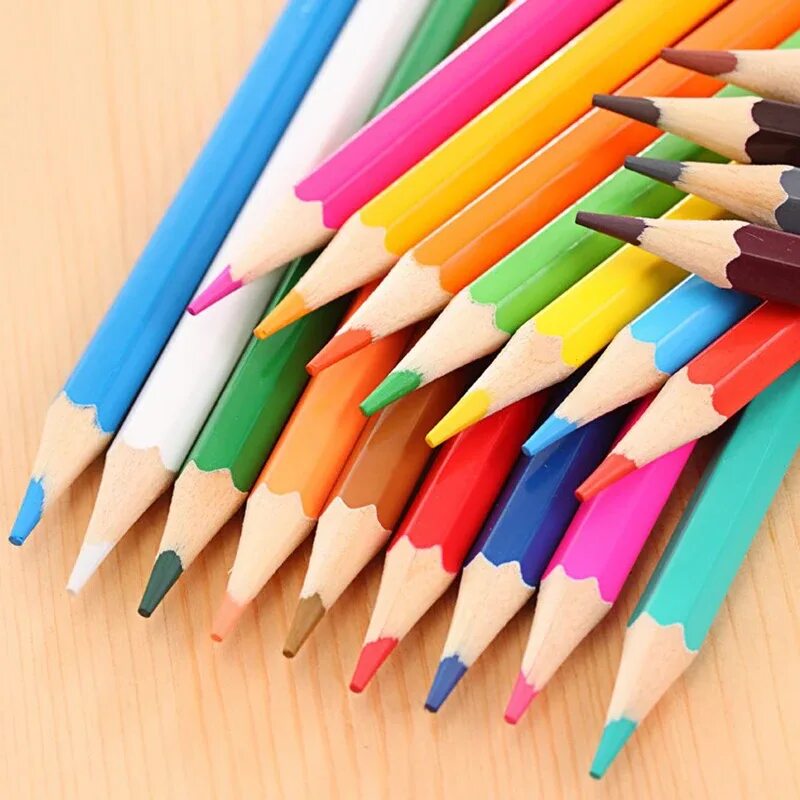 Карандаши цветные. Цветы карандашом. Рисование цветными карандашами. Ребенок карандашом.