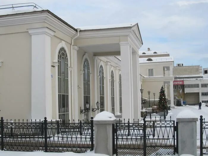Екатеринбург филиал. Екатеринбург филиал. Добролюбова, 19а гцси. Челюскинцев 5 екатеринбург больница. Екатеринбург филиал.
