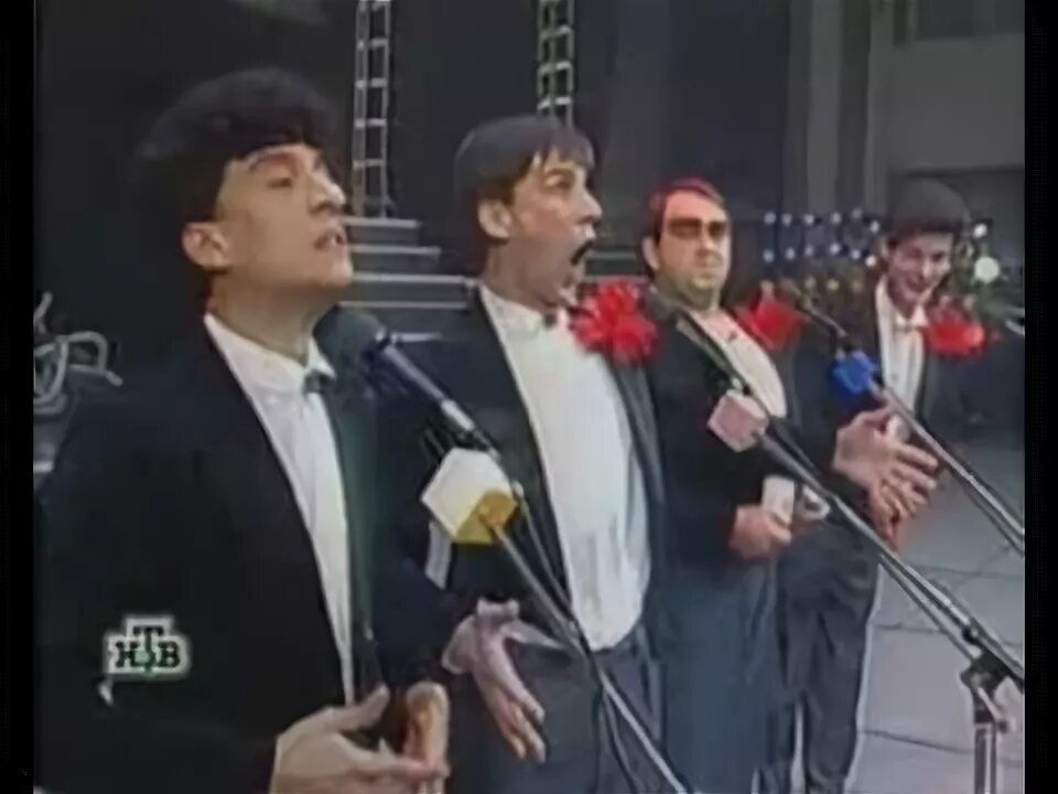 Эммануэль команда дгу 1993 год. Эммануэль команда дгу 1993 год. Эммануэль команда дгу 1993 год. Эммануэль навсегда 1993. Театр квн дгу состав.