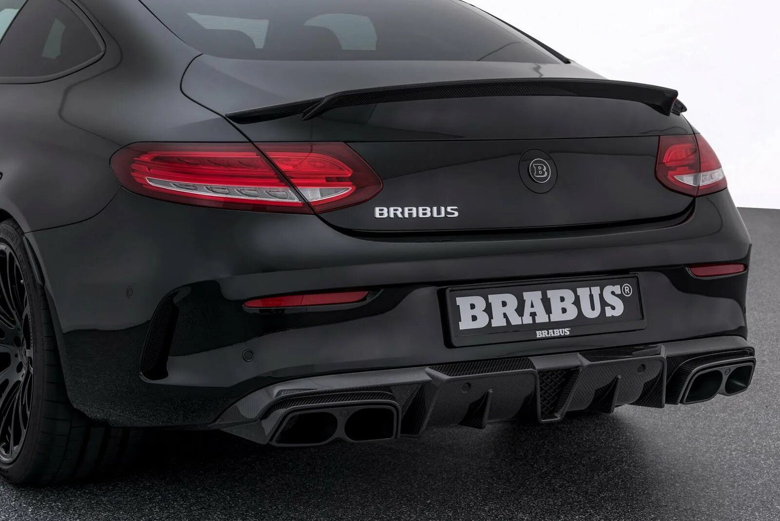 Mercedes amg 63 brabus. Mercedes amg 63 brabus. брабус 800 s63 amg. мерседес ц 63 amg брабус. мерседес ц63 амг брабус.