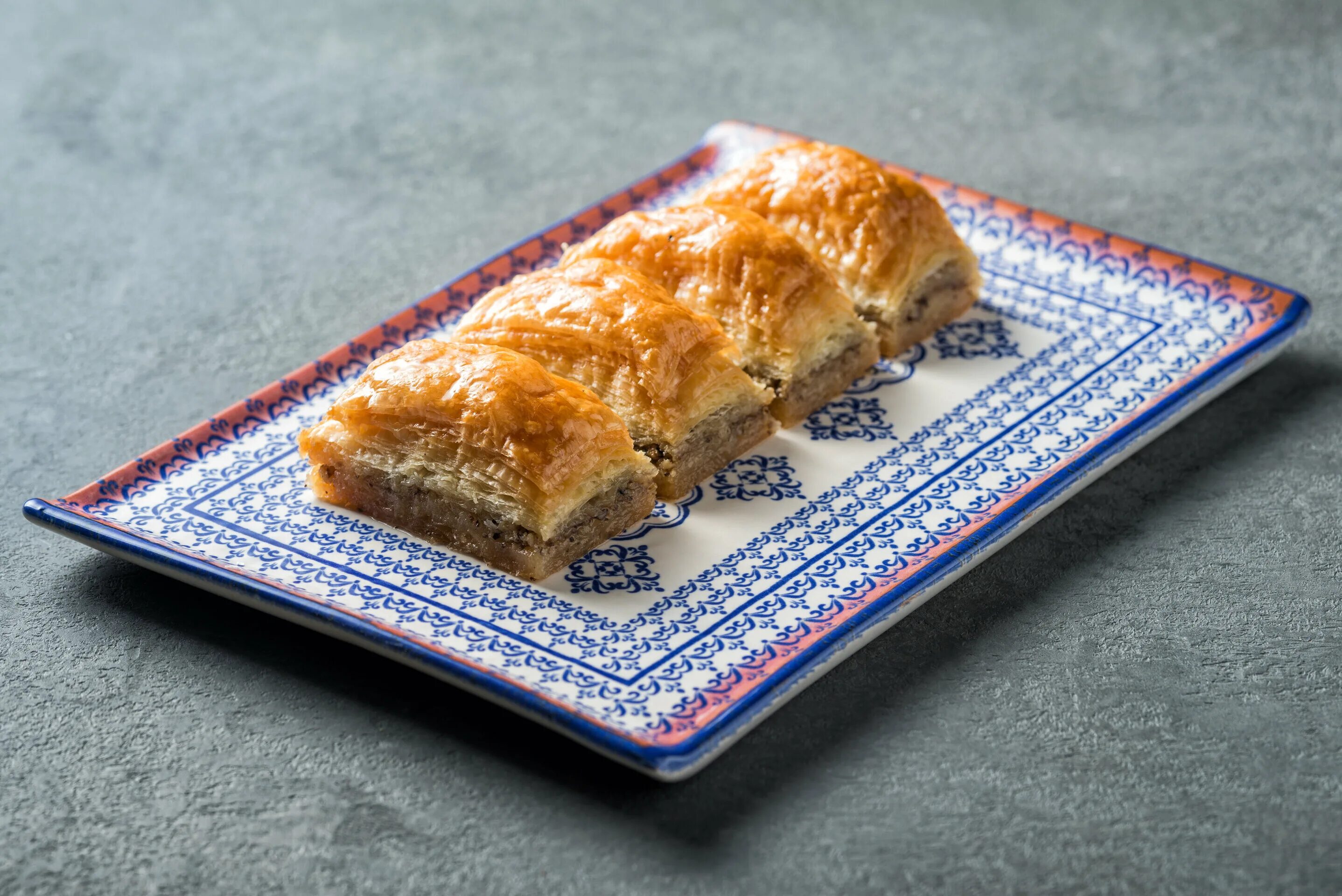 пахлава шахин казань. баклава ассорти. шах баклава казань. шах баклава. пекарь шахин казань.