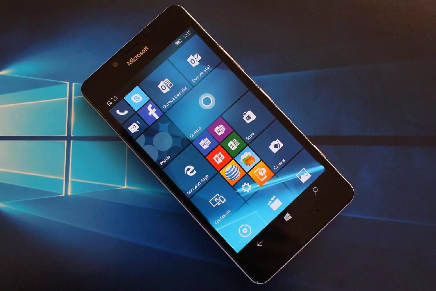 Телефон windows 8. Lumia 950. Windows Phone 10. Смартфон на виндовс 10. Windows 10 mobile.