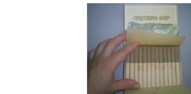 мем с котиком ты чего наделал. демонстрируются табачные изделия. Esse secret сигареты. сигареты высокий замок. куда делись сигареты.