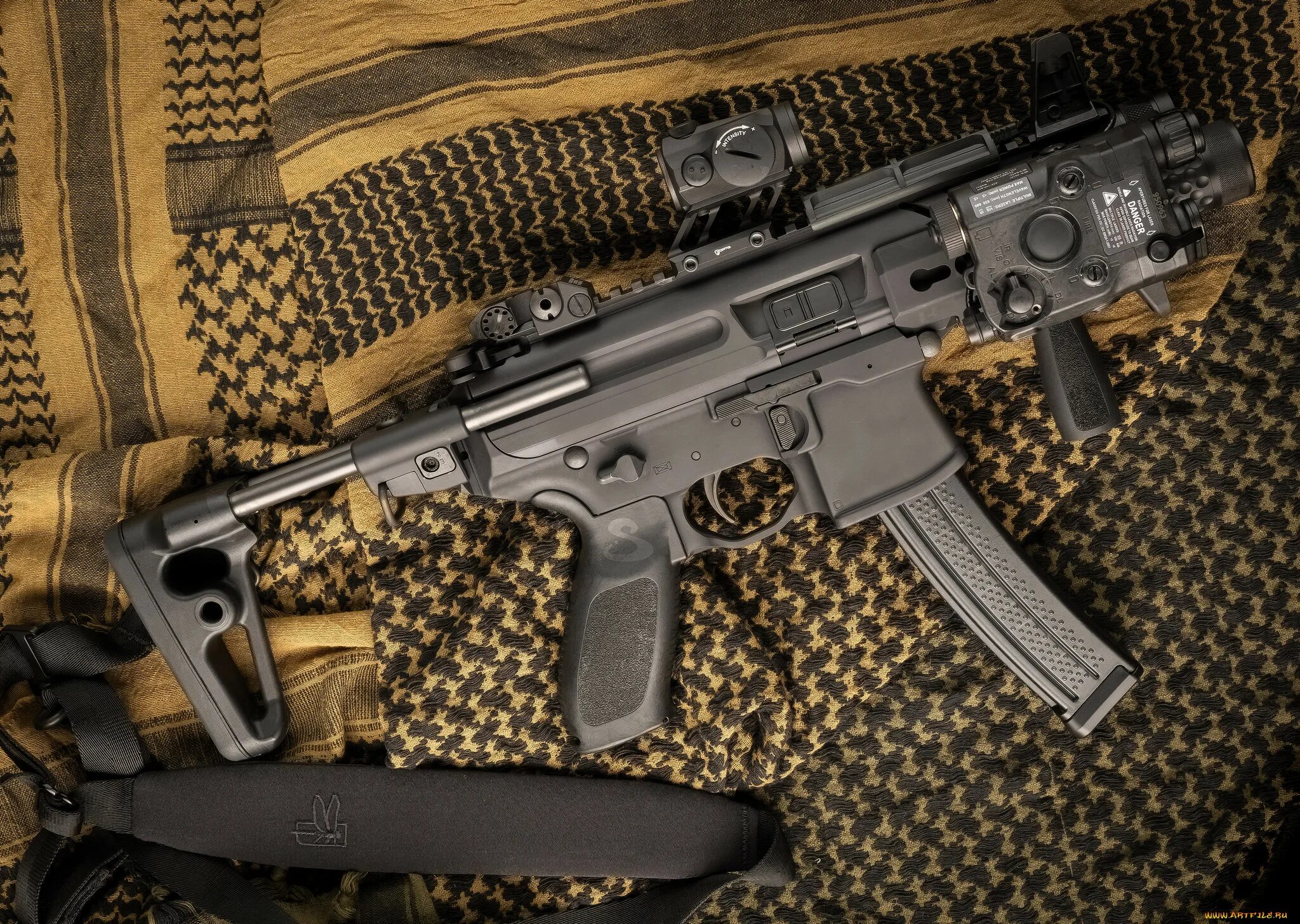 Покажи настоящие автоматы. Пистолеты и автоматы настоящие. Ak-74 автомат. Штурмовая винтовка m4. Ммг м4а1.