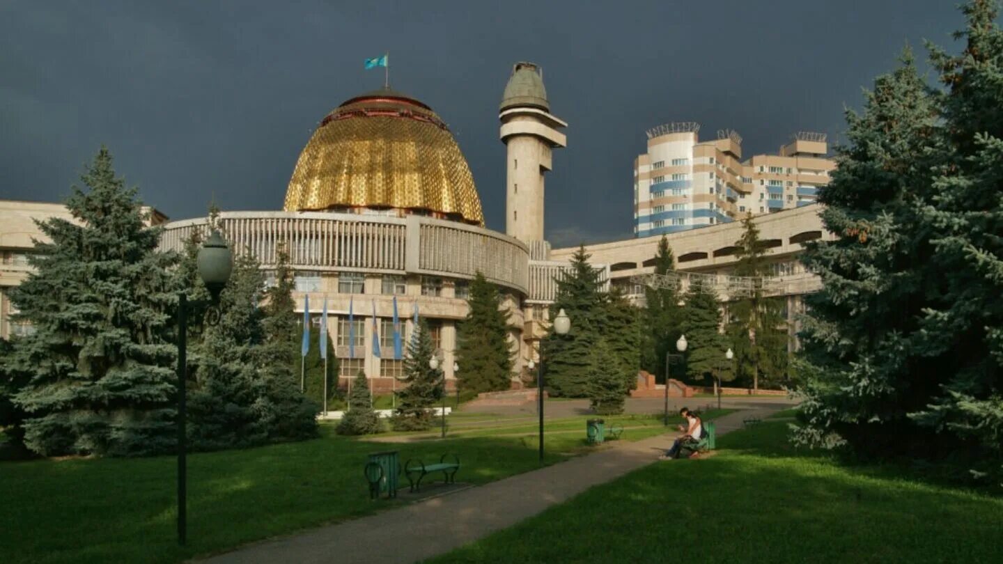 Сайты дворцов школьников. Алма-ата дворец школьников. дворец пионеров алматы. дворец школьников алматы. «дворец школьников» казахстан астн.
