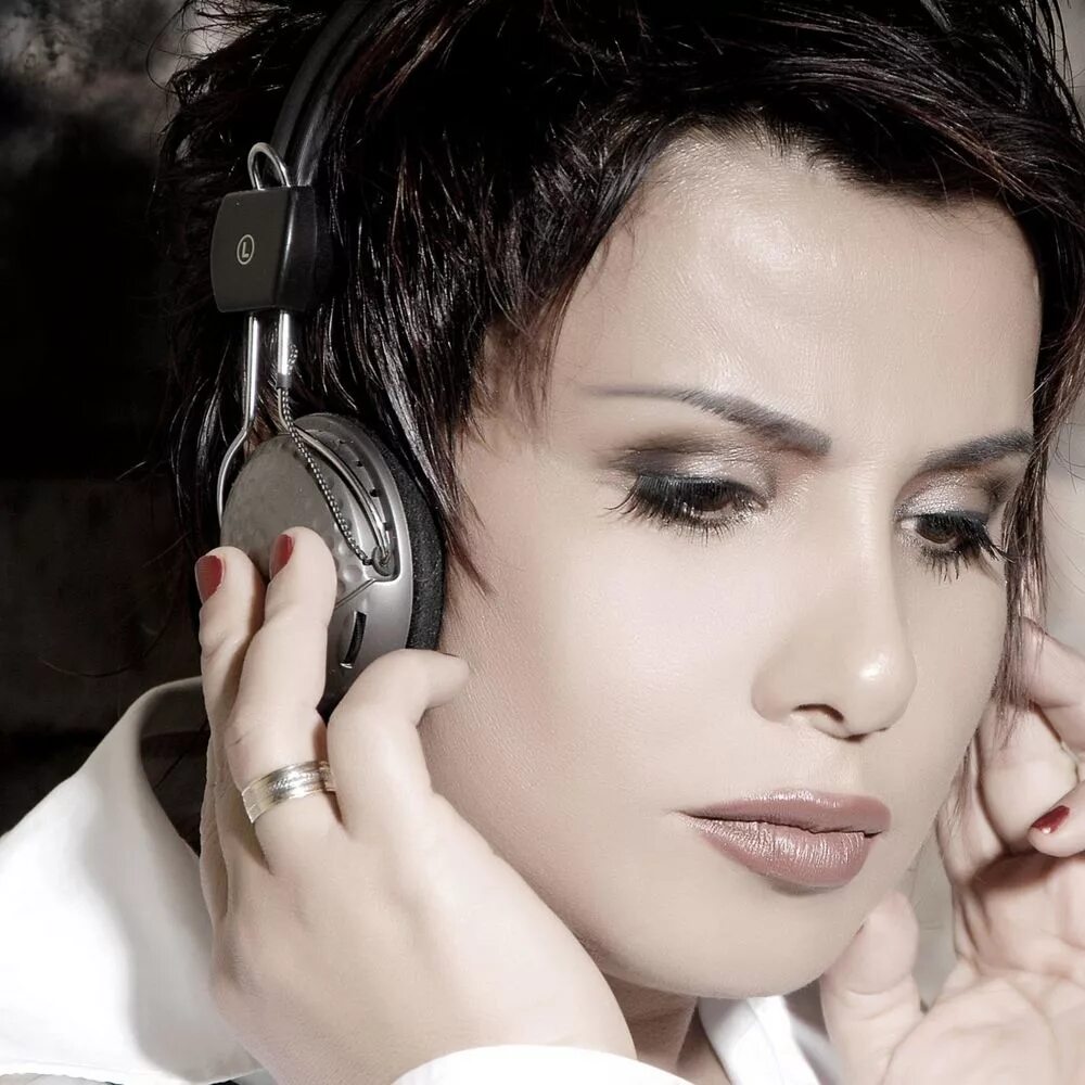 Юлдуз усманова 2022. Юлдуз усманова 2018. Yulduz usmonova mp3. Юлдуз урайимохуновна усманова. Yulduz usmonova 2022.