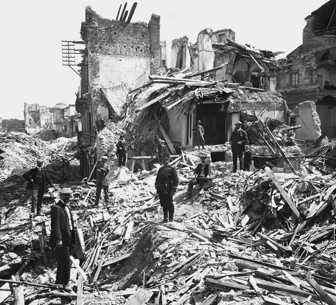 Во время землетрясения в 1927 году. Мессинское землетрясение 1908. Землетрясении в Мессине (Италия, 1908). Мессинское землетрясение — 1908 год.