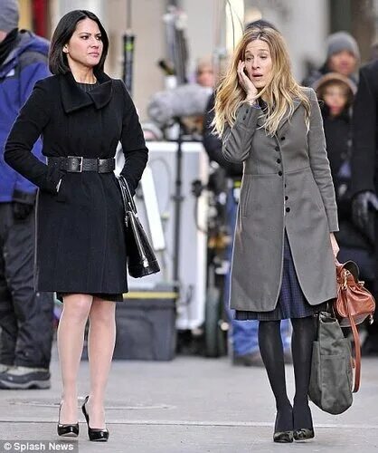 группа фабрика. оливия манн кадры. сара джессика паркер я не знаю как она делает это. две новых она это. две новых она это.