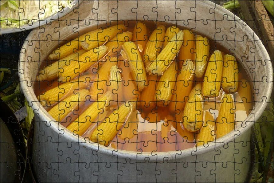 Как приготовить молодую кукурузу в початках. Кукуруза мини початки. кукуруза в початках вареная. початки кукурузы маринованные. маринованная кукуруза в початках.