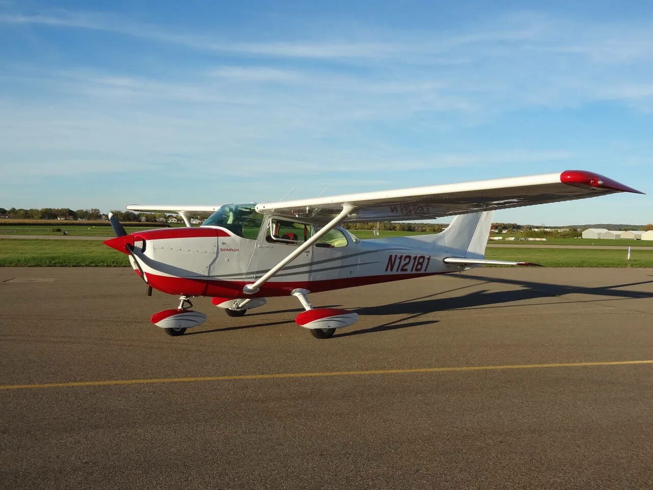 Сесна 172. Cessna 172. Cessna 172 4-х местный. Цесна 172s. Самолёт малой авиации Cessna.