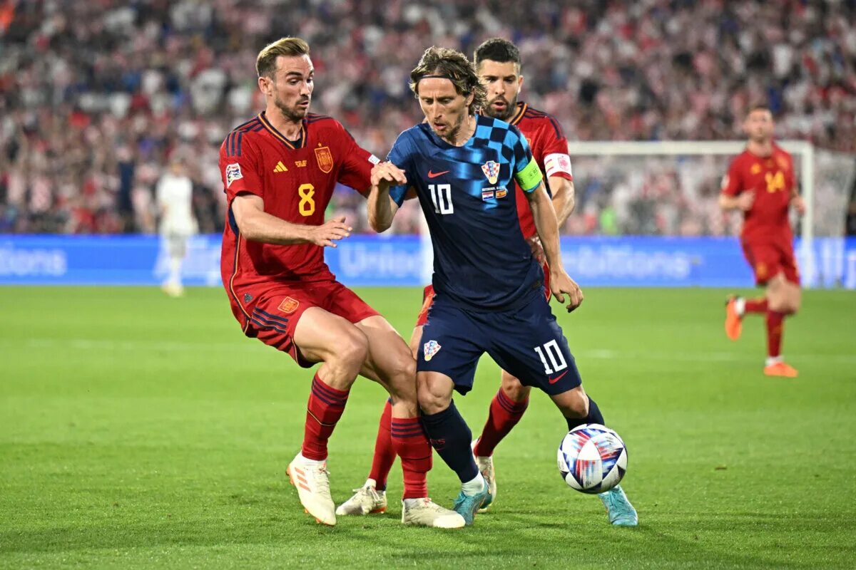 Хорватия 2024. Хоселу санмартин. Хорватия 2024 фото. Испания хорватия евро 2024 прогноз. Европейский футбол.