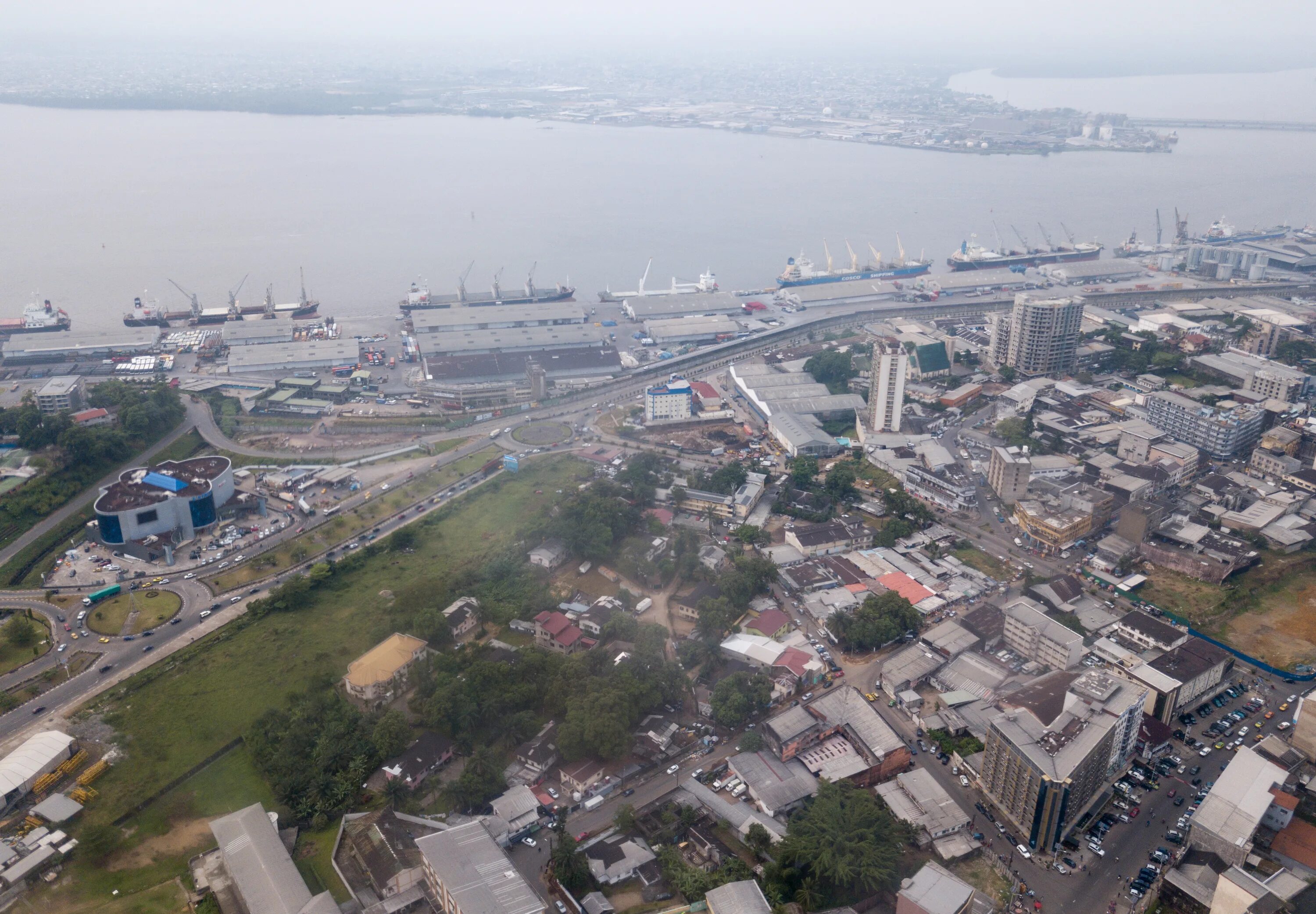 Город дуала. Дуала (город). дуала камерун достопримечательности. порт дуала. дуала аэропорт.
