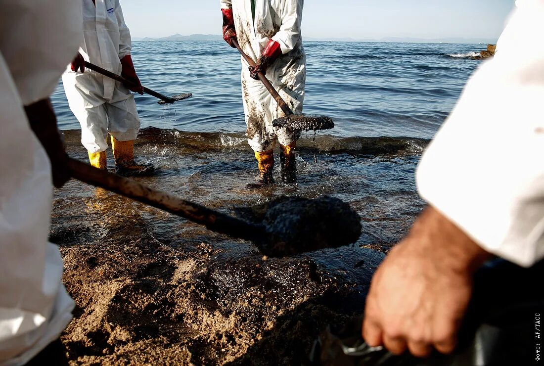 Разлив нефти в море. Разлив нефти в мексиканском заливе. Разлив нефти с платформы Ixtoc i. Загрязнение мирового океана. Природные разливы нефти