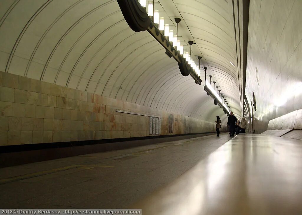 станция боровицкая 2023. чеховская и серпуховская. станция железнодорожная реконструкция. станция метро чеховская. серпуховско-тимирязевская линия метро.