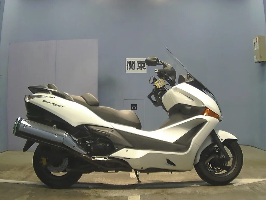 Honda Silver Wing 600 gt. Макси скутер Honda Silverwing 600. Максискутер Хонда Сильвер Винг 600. Хонда Сильвер Винг 400 gt