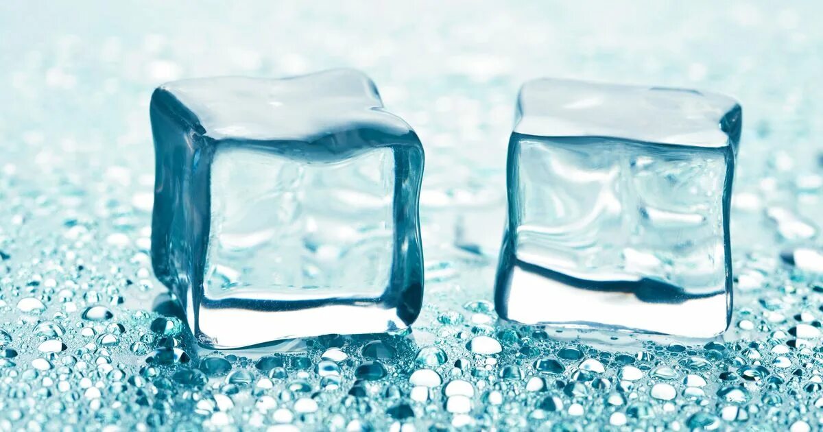 Лед Сток. Тонкий кусочек льда. Кубик льда от воспаления. Тающий кубик льда на веревке. Кубик льда имеющий температуру 0