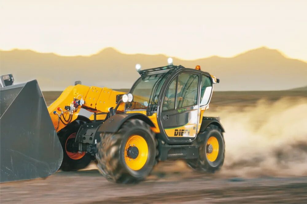 Телескопический погрузчик dieci agristar 37,7. 7. Телескопический погрузчик dieci agristar 37,7. Телескопический погрузчик диечи 37. 7 agri plus.
