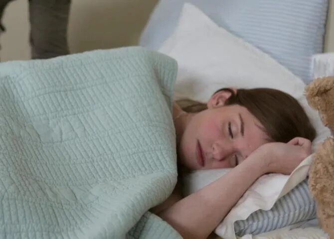 скрытое dad. женщины насильницы детей. первый раз со спящей сестрой. падчерица совращает отчима. молодая падчерица с отчимом.