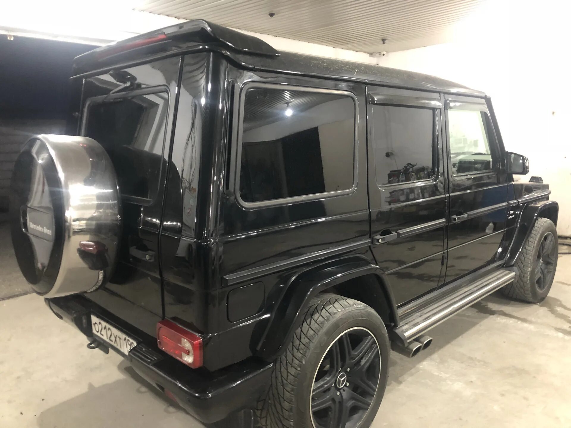 Спойлер BRB на крышу Mercedes g class w463. Мерседес Гелендваген 1989. G class w463 тюнинг. Спойлер на 463 Гелендваген.