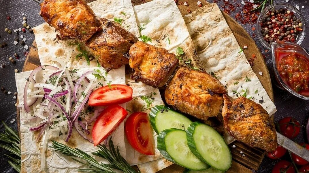 Шашлык мангалыч самара. John s bbq. Техасский брикет барбекю. Шашлык свиной. Блюда на костре.