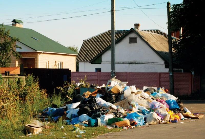 Частный сектор польша. Жкх частного сектора. Частный сектор зил. Мусоровоз в частном секторе. Налог на строение на земельном участке.