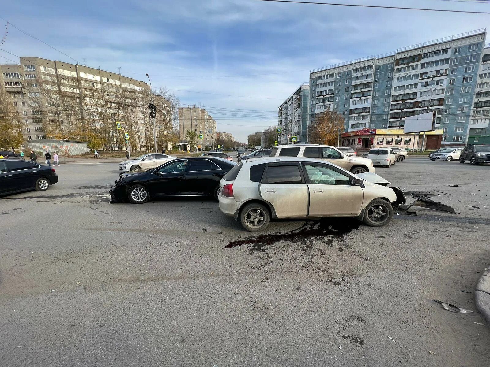 Бывшие 27 октября. Дорожно-транспортное происшествие. Четырки Томск регион 70. Причальная 14 Томск.