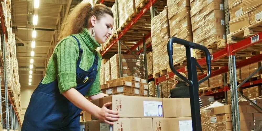 Упаковщица приглашаем на работу. Укладчик-упаковщик. Авито работа упаковщица. Авито работа упаковщица. Укладчик-упаковщик.