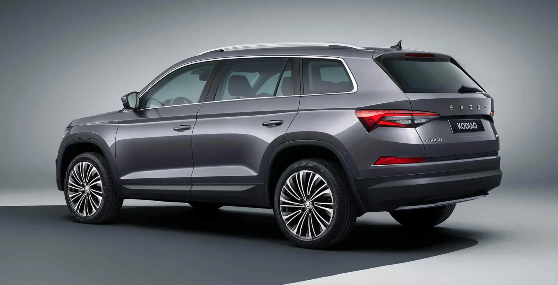 Кодиак fl 2022. Обновленный шкода кодиак. Шкода кодиак 2021 года. Шкода кодиак 2021 года. Skoda kodiaq 2021.