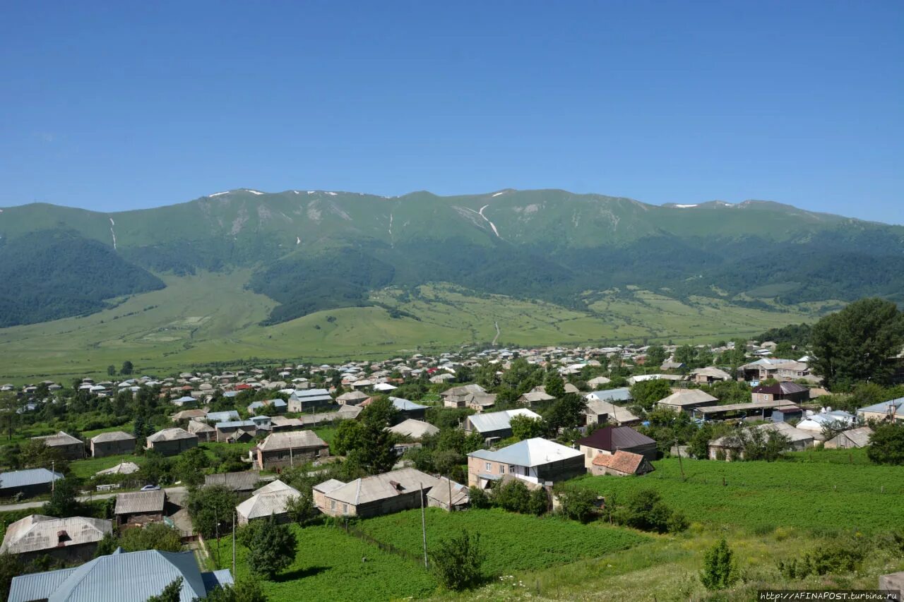 Сел арм. Лермонтово Армения. Село Лермонтово Армения. Село Маргаовит Армения. Лермонтово и фиолетово в Армении.