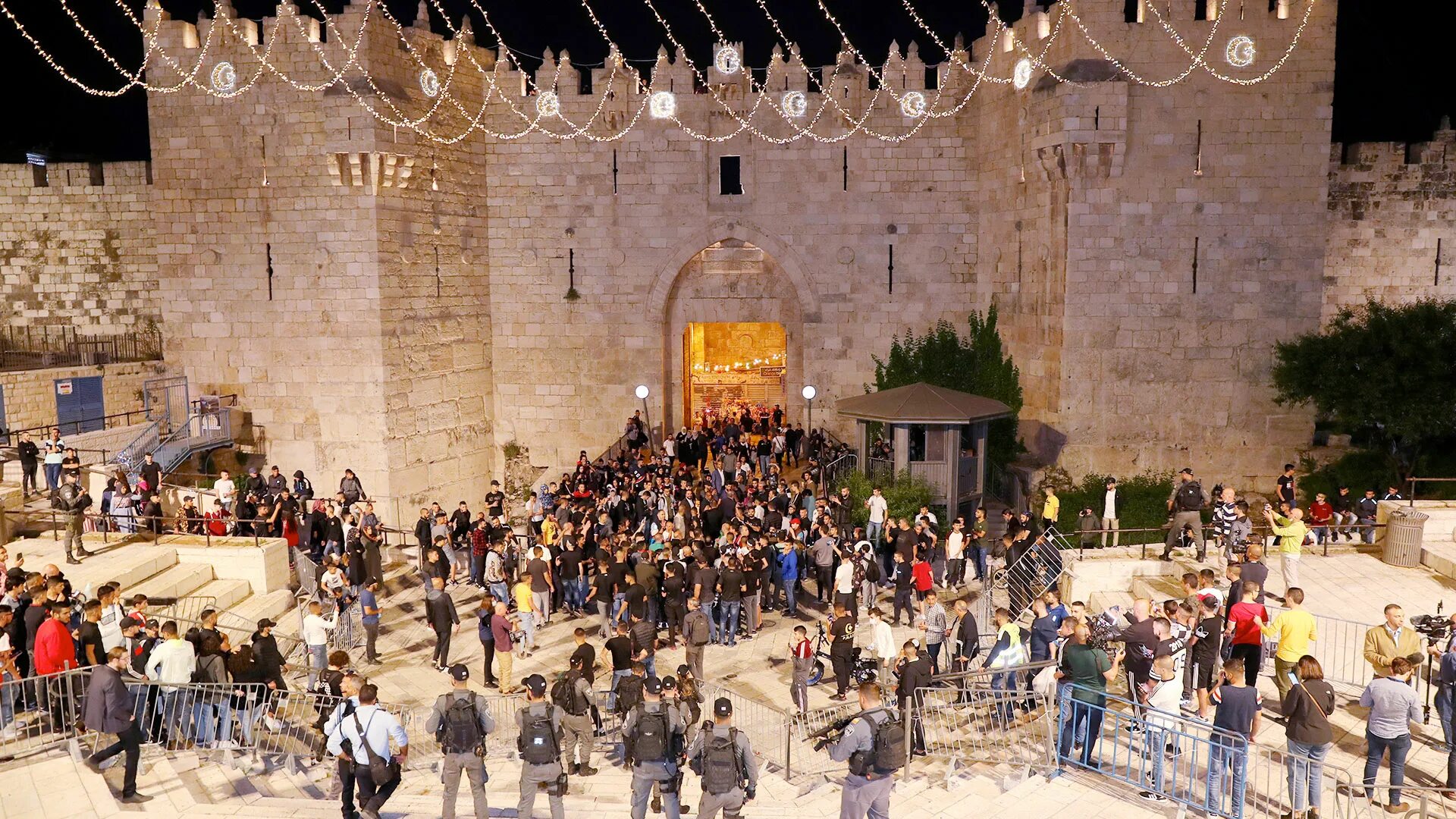 Израиль столица новости. События иерусалим. Израиль война 2021 мечеть аль акса. Стена плача в иерусалиме 0. Израиль мусульмане конфликт.