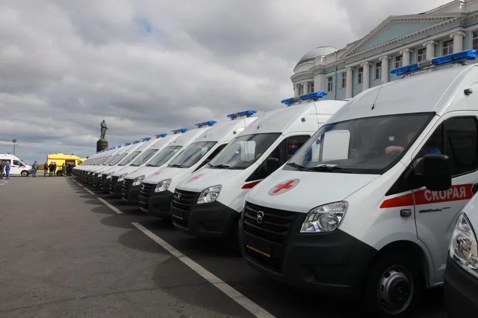 Газель некст смп. Современная машина скорой помощи. Медицинский автомобиль. Машина скорой. Уаз асмп.