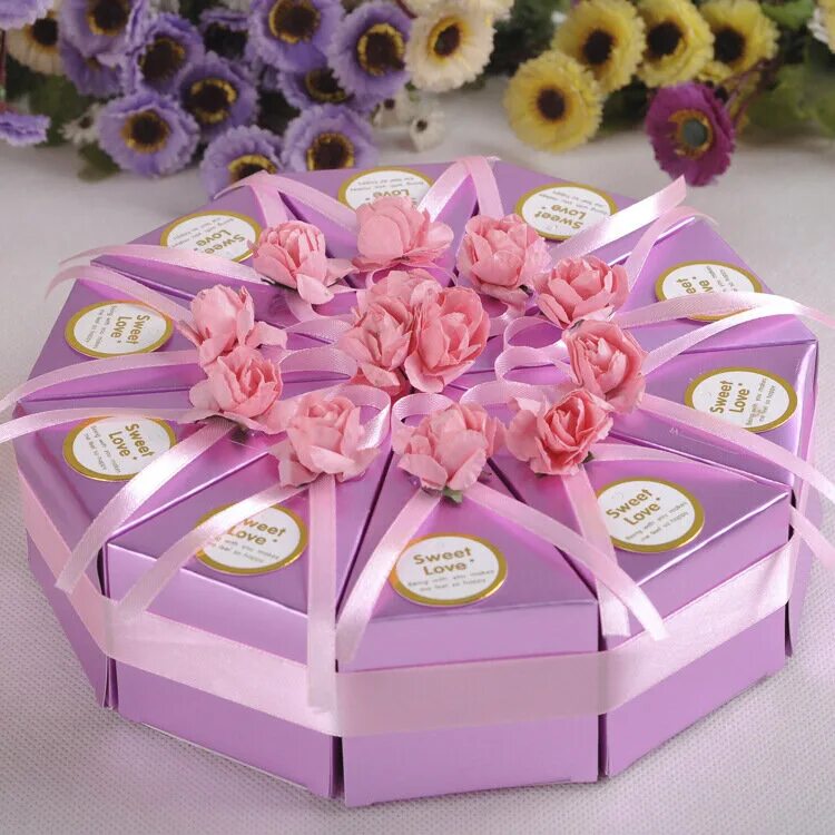 красивые коробочки конфет. красивые коробки шоколадных конфет. конфеты в коробке. конфеты в коробке. коробки шоколадных конфет.